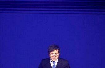 Industria argentina atiza debate por el modelo de Javier Milei