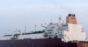 Irán vuelve a exportar petróleo tras dos meses de bloqueo marítimo