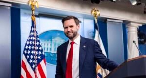JD Vance anuncia viaje a Suiza para negociaciones con Irán