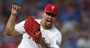 Jhoan Durán salva su número 20 en triunfo 2-1 de Filis sobre Mets