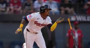 José Ramírez, a las puertas de ingresar al club de 300-300-300