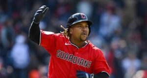 José Ramírez da otro paso rumbo a marcas de los Guardianes