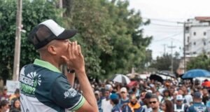 Jóvenes adventistas llevan esperanza a las calles en su día mundial