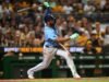 Junior Caminero jonronea más que en 2025