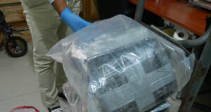 La Altagracia: embarcación con 42 paquetes de drogas incautada