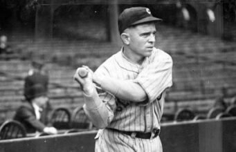 La difícil misión de ponchar a Joe Sewell