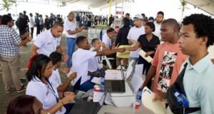 Convocan a feria de empleos para llenar 1,300 vacantes