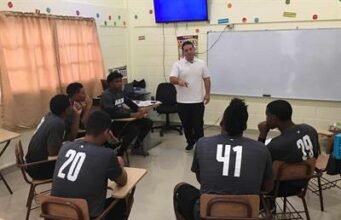 La MLB se toma muy en serio el pupitre para prospectos