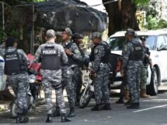 La reforma policial prohíbe revisar genitales y elimina rango de raso