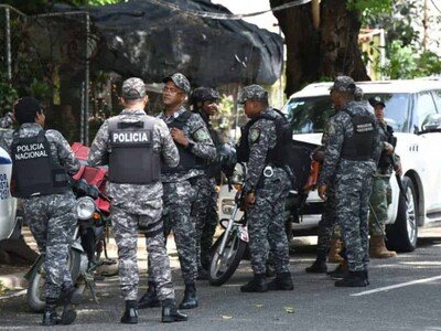 la-reforma-policial-prohibe-revisar-genitales-y-elimina-rango-de-raso-7511c648-focus-0-0-400-300