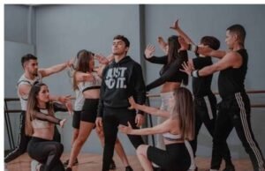 Las clases de salsa reducen síntomas depresivos en jóvenes adultos