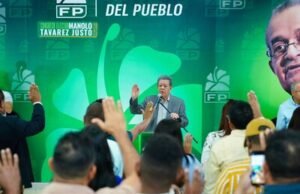 Leonel Fernández pide reforma educativa