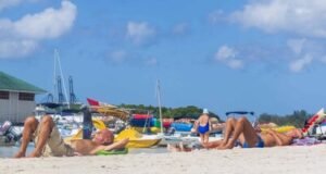 Llegada de visitantes a RD en Semana Santa crece 21.2 % en 2026
