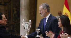Los reyes de España premian Marileidy Paulino