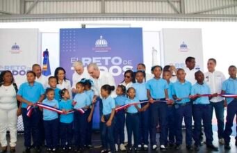 Abinader convoca alumnos a nuevo año escolar República Dominicana