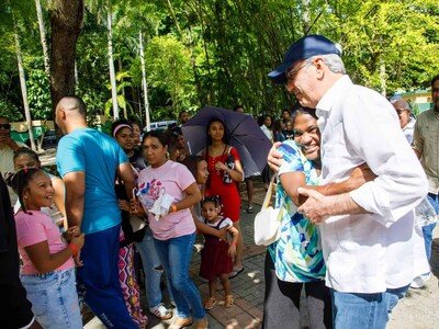 luis-abinader-inaugura-obras-en-samana-5d367076-focus-min0.11-0.16-400-300