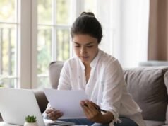 Más mujeres con préstamos formales en RD, pero por menos dinero