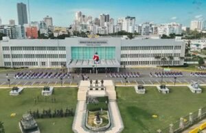 Abinader emite decreto con ascensos y retiros en Fuerzas Armadas