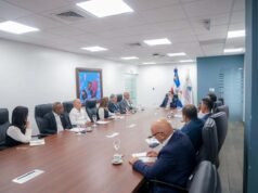 Ministro se reúne con comerciantes por guerra en Medio Oriente