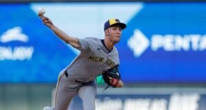 Misiorowski intimida como el fenómeno de las 100 mph