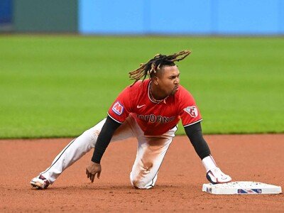 mlb-jose-ramirez-llega-a-300-bases-robadas-en-grandes-ligas-3758dc5c-focus-0-0-400-300