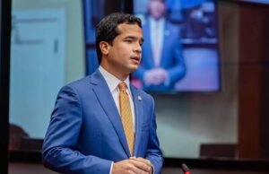 Omar Fernández, un político con temor a Dios