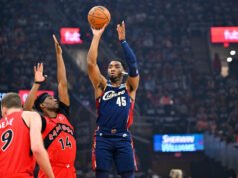 NBA: Cleveland se impone a Toronto en el primer partido de playoffs