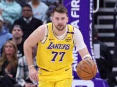 NBA: Doncic vuelve con 42 puntos en otra noche de récord de LeBron