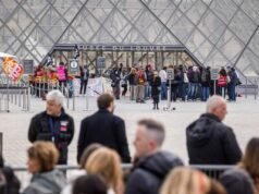 París se suma a la extensión de los toques de queda para esta noche