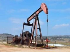 Caída de precios del petróleo tras negociaciones con Irán