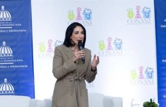 Raquel Arbaje participará cumbre global sobre futuro digital de niñez