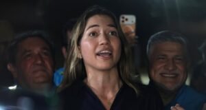 Regresa a Venezuela la jefa de comunicaciones de María Corina Machado