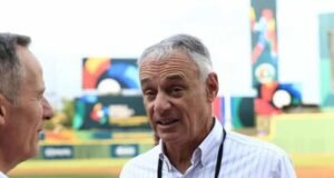 Rob Manfred cree que el Clásico se podría jugar a mitad de temporada