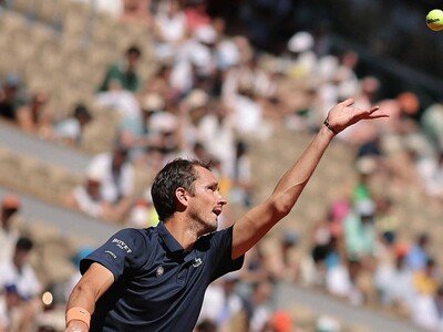 roland-garros-medvedev-pierde-gauff-sabalenka-y-sinner-ganan-22df1711-focus-min0.2-min0.22-400-300