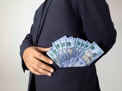 salario-promedio-del-sector-financiero-es-de-rd64320-0b53c66e-focus-0-0-400-300