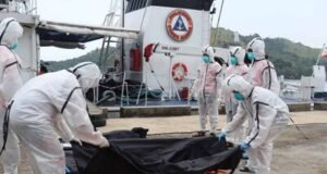 Se eleva a 76 los muertos por el incendio de ferry en Filipinas