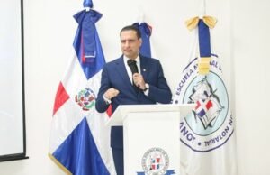 Servio Tulio advierte sobre la crisis en la democracia dominicana