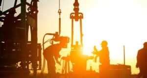 ExxonMobil y Chevron reportan beneficios extraordinarios