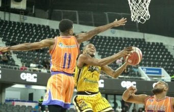 TBS Distrito: Rafael Barias derrota a Huellas del Siglo