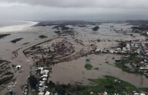 Temporal Chile deja muertos y miles de personas aisladas