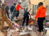 Casi 13,000 desplazados tras mortal terremoto en Indonesia