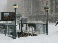 Tormenta de nieve en noreste Estados Unidos causa caos y cancelaciones