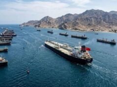 Un muerto y ocho heridos en ataque a petroleros de Emiratos Árabes