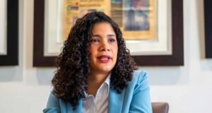 Una joven arquitecta en el diseño de la histórica calle El Conde