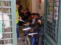 Más del 70 % de solicitantes regularización en España con permiso