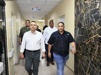 unos-53-hospitales-de-la-red-publica-operan-sin-deudas-90313981-focus-0-0-400-300