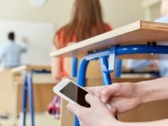 Uso de celulares en escuelas bajo la Orden Departamental 011-2026