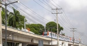 Usuarios de línea 2-C en espera de operación comercial