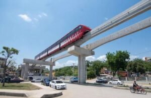 Anuncian pruebas de Monorriel de Santiago