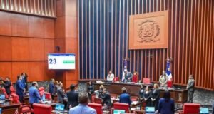 Tribunal Constitucional valida ley de fusión Hacienda y Economía